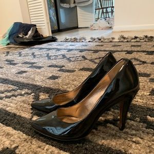 BCBG pumps